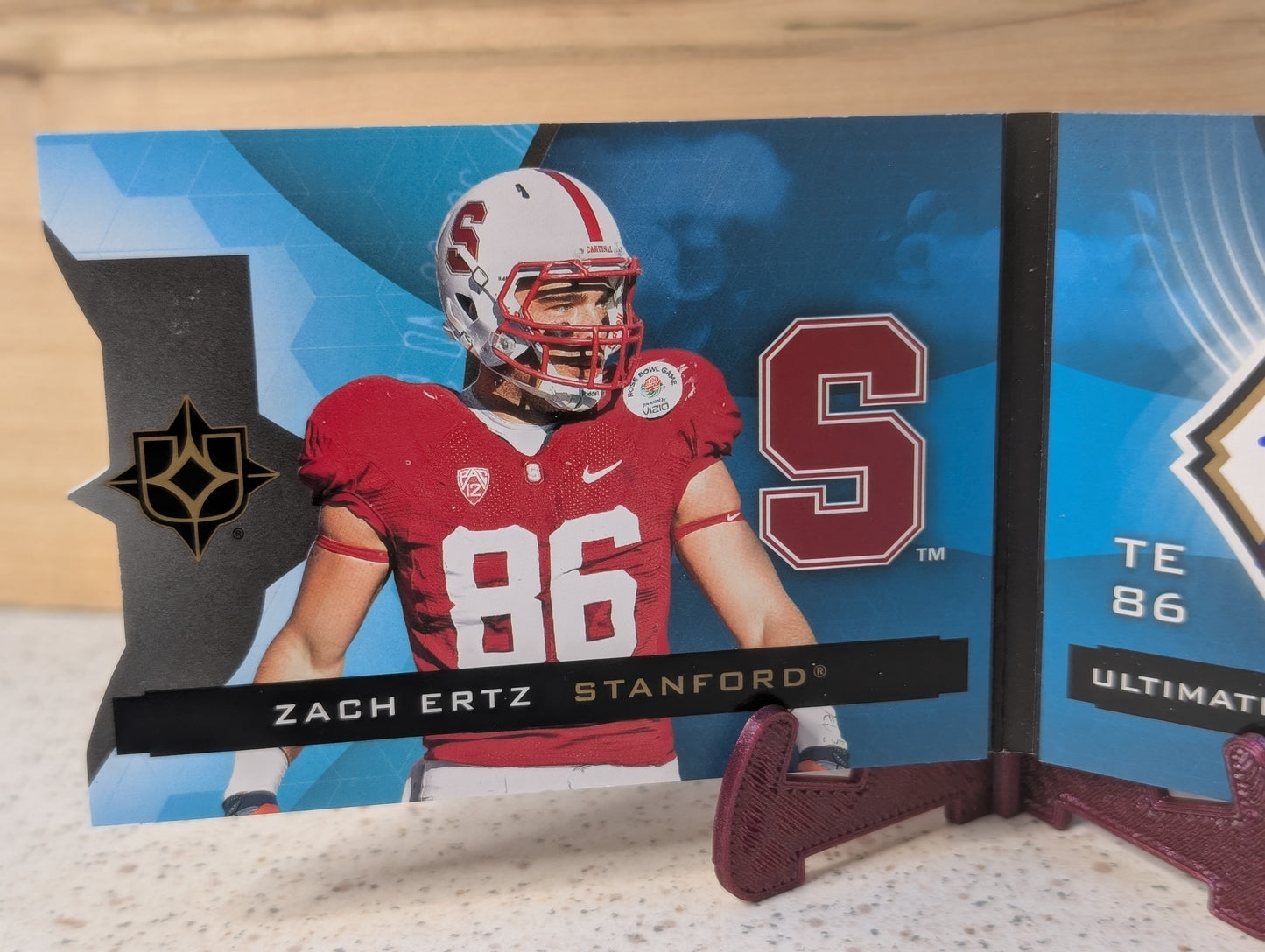 2013 UD Ultimate Collection Zach Ertz Rookie On Card Auto Autograph Booklet /199