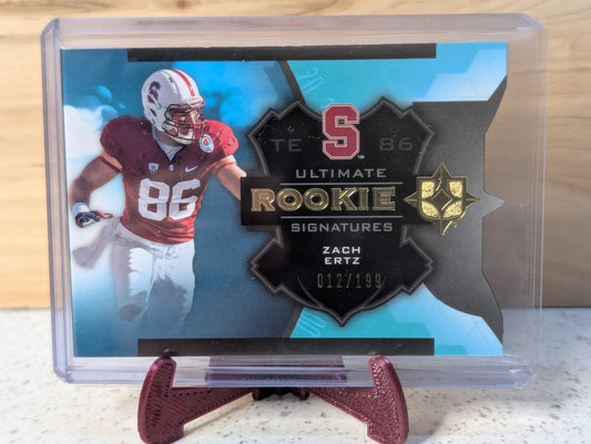 2013 UD Ultimate Collection Zach Ertz Rookie On Card Auto Autograph Booklet /199